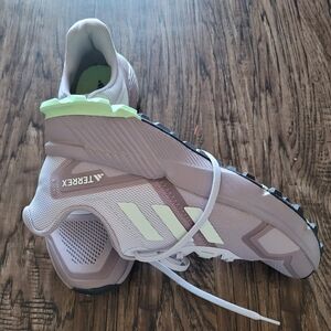adidas Women's Terrex Soulstride Sneaker Size 9 New